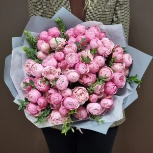 Букет из кустовых роз "Sylva Pink" 15шт