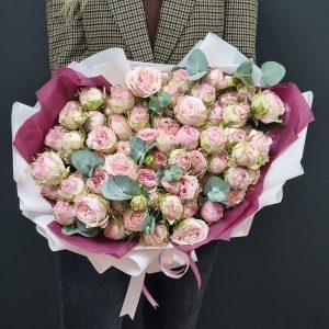 Букет из кустовых роз "PInk Blossom" 19шт