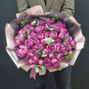 Букет из кустовых роз "Missty Bubbles" 19шт