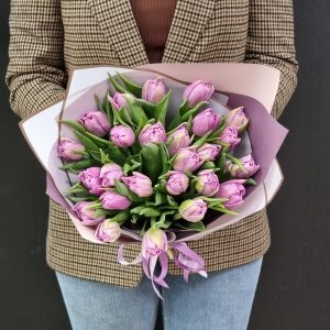 Букет из пионовидных тюльпанов "Double Price" 25шт